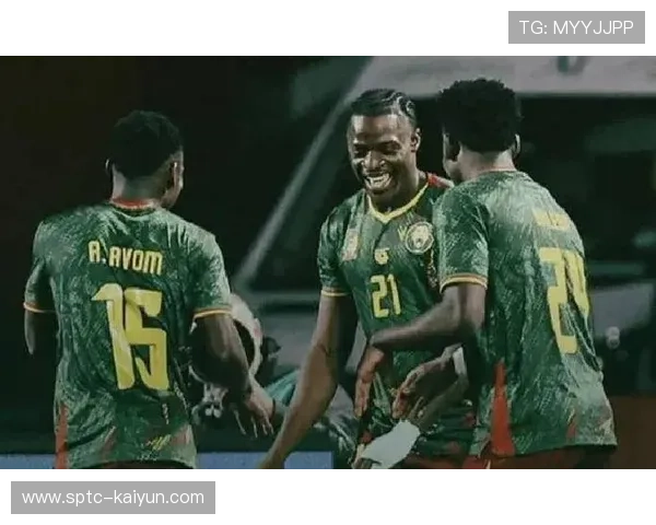 非洲杯科特迪瓦对阵喀麦隆，阿马德当选最佳却因球衣酿转播乌龙