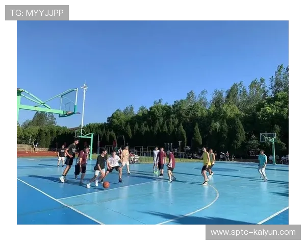 麒麟俱乐部丙组大班学员摔倒后立刻爬起,展现顽强拼搏精神 麒麟俱乐部丙组大班学员摔倒后立刻爬起,展现顽强拼搏精神